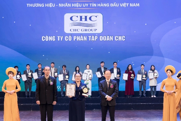 CHC GROUP VINH DỰ ĐẠT TOP 10 THƯƠNG HIỆU NHÃN HIỆU UY TÍN HÀNG ĐẦU VIỆT NAM 2025