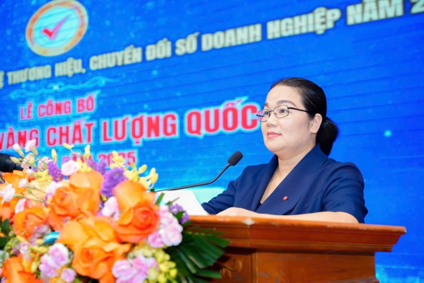 TIỂU SỬ CHỦ TỊCH TẬP ĐOÀN CHC Tiến sĩ Kinh tế Đỗ Thị Hoài